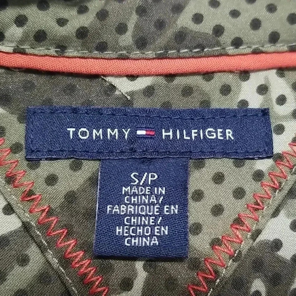 {Tommy Hilfiger} Camo Print Dotted Blouse - Picture 13 of 16